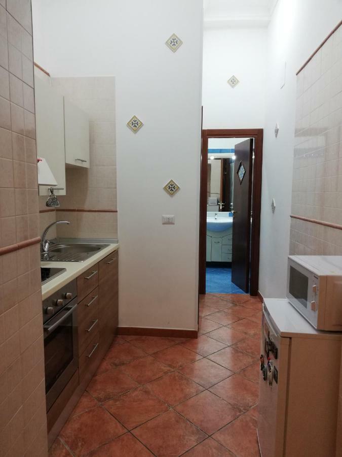 Casa Lillina A Toledo , Near Piazza Del Plebiscito Apartment Napoli Bagian luar foto